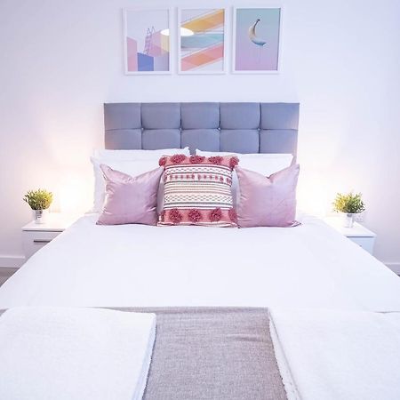 Luxury Apartments Available Next To Train Station - The Wallgate Apartments Wigan - Free Parking ภายนอก รูปภาพ