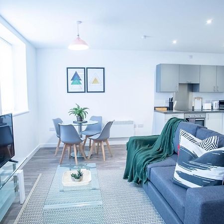 Luxury Apartments Available Next To Train Station - The Wallgate Apartments Wigan - Free Parking ภายนอก รูปภาพ