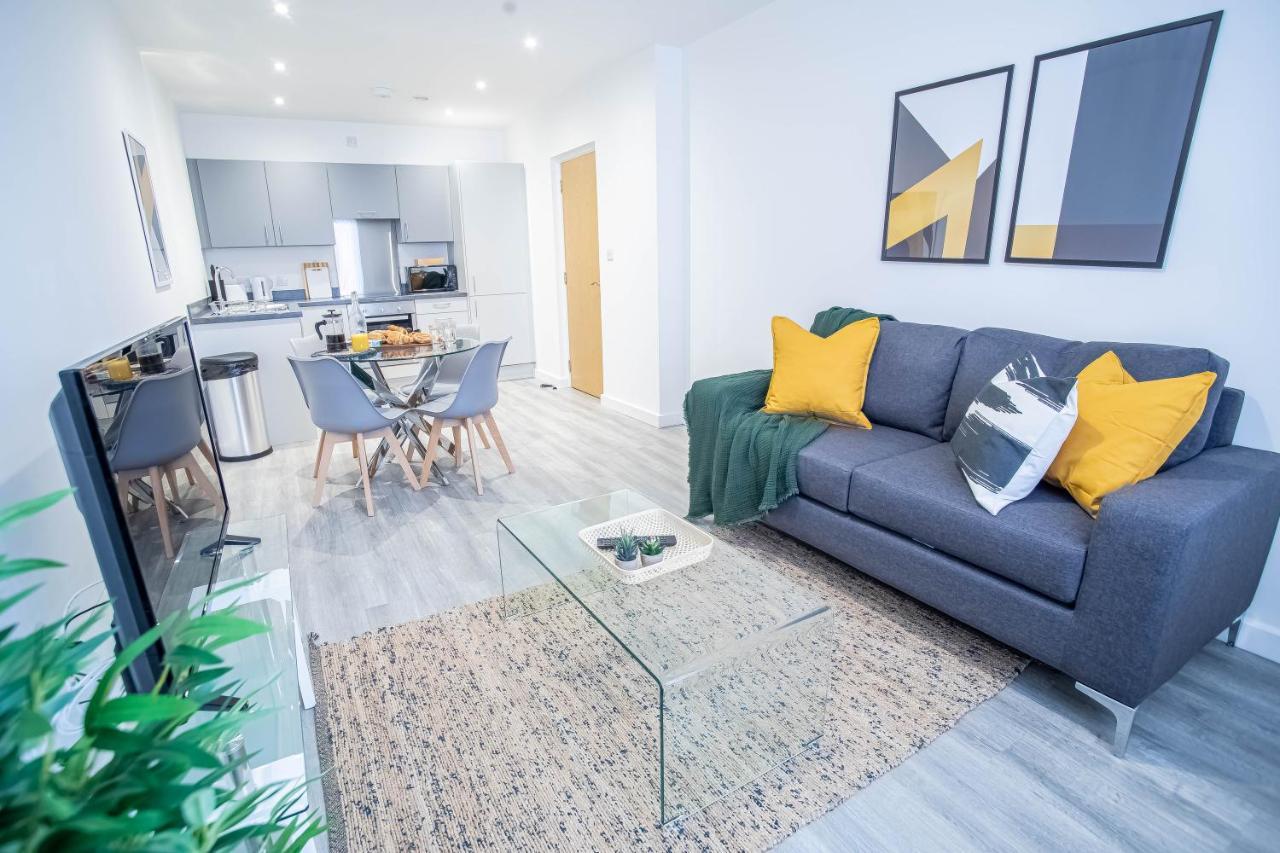 Luxury Apartments Available Next To Train Station - The Wallgate Apartments Wigan - Free Parking ภายนอก รูปภาพ