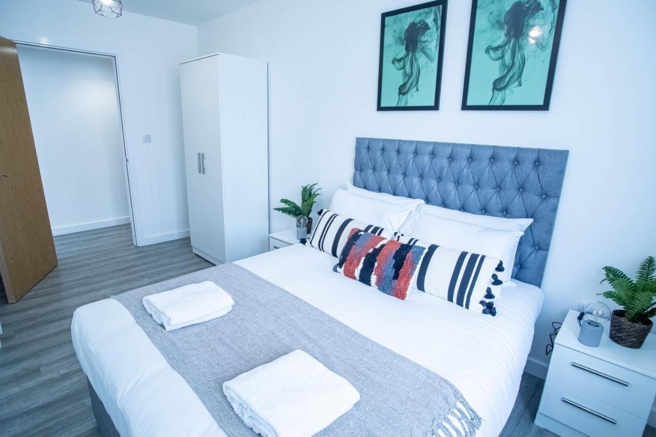 Luxury Apartments Available Next To Train Station - The Wallgate Apartments Wigan - Free Parking ภายนอก รูปภาพ