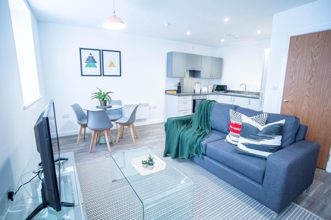 Luxury Apartments Available Next To Train Station - The Wallgate Apartments Wigan - Free Parking ภายนอก รูปภาพ