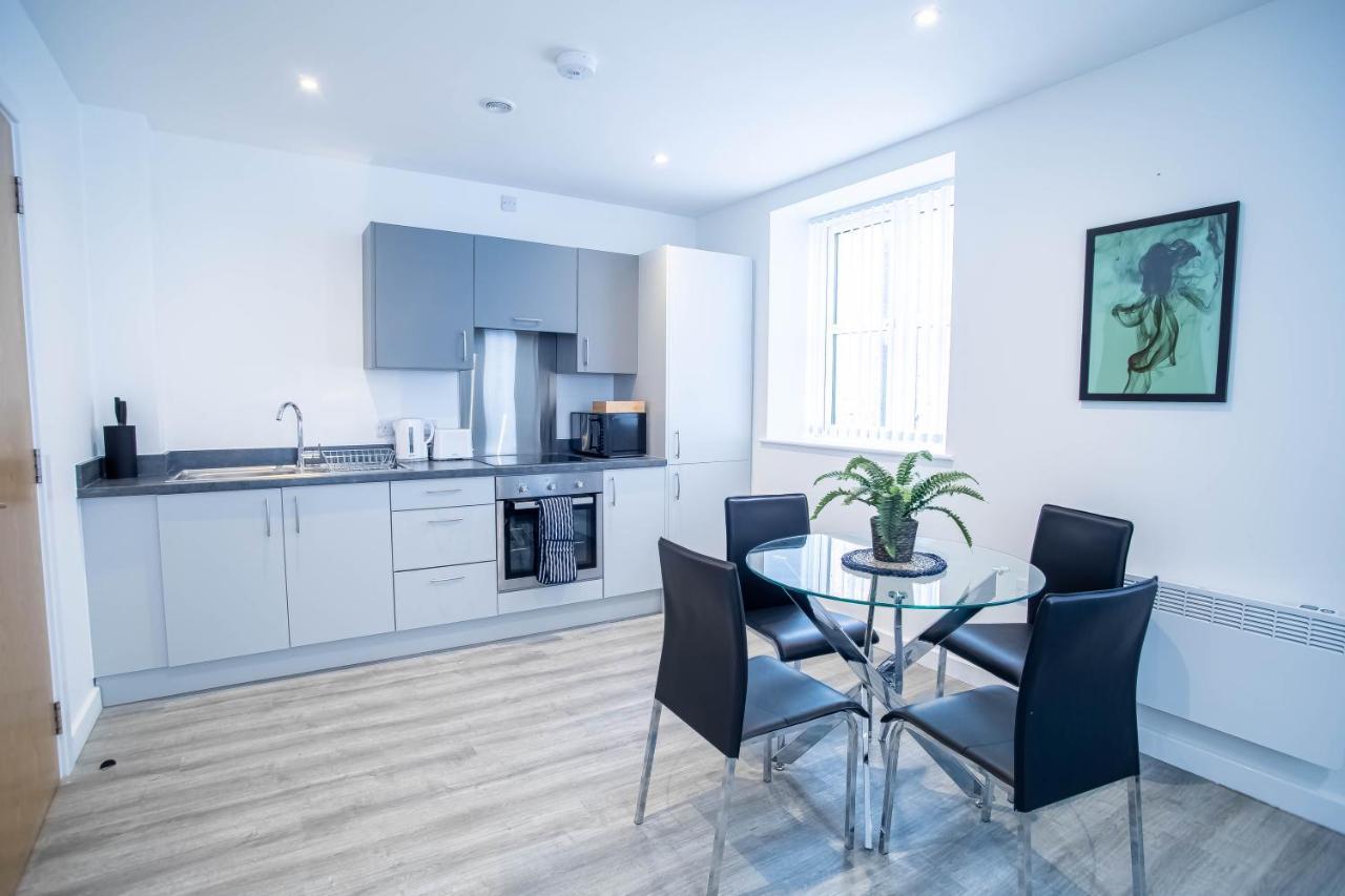 Luxury Apartments Available Next To Train Station - The Wallgate Apartments Wigan - Free Parking ภายนอก รูปภาพ
