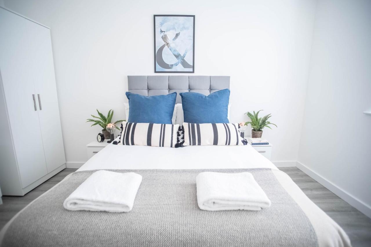 Luxury Apartments Available Next To Train Station - The Wallgate Apartments Wigan - Free Parking ภายนอก รูปภาพ