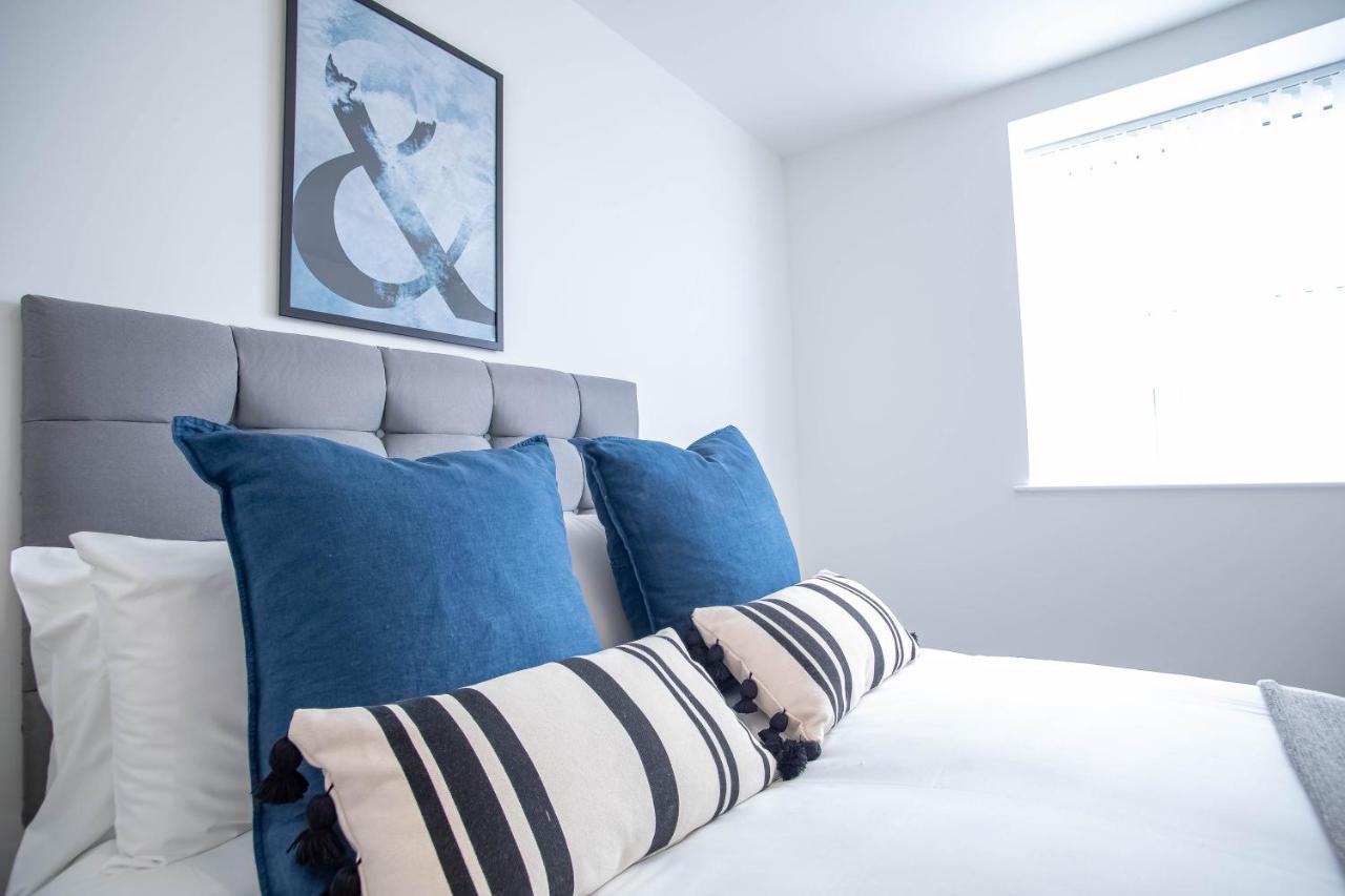 Luxury Apartments Available Next To Train Station - The Wallgate Apartments Wigan - Free Parking ภายนอก รูปภาพ