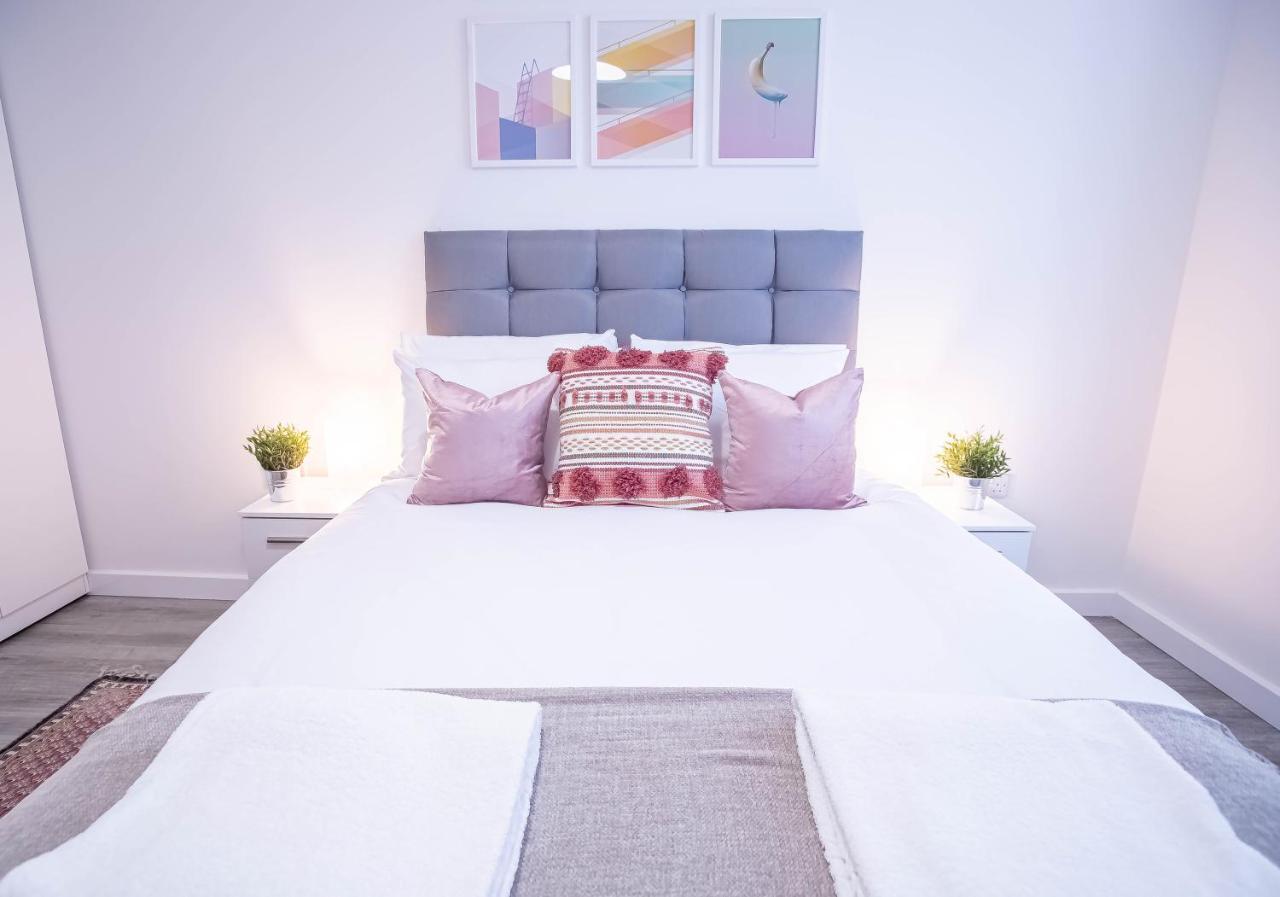 Luxury Apartments Available Next To Train Station - The Wallgate Apartments Wigan - Free Parking ภายนอก รูปภาพ