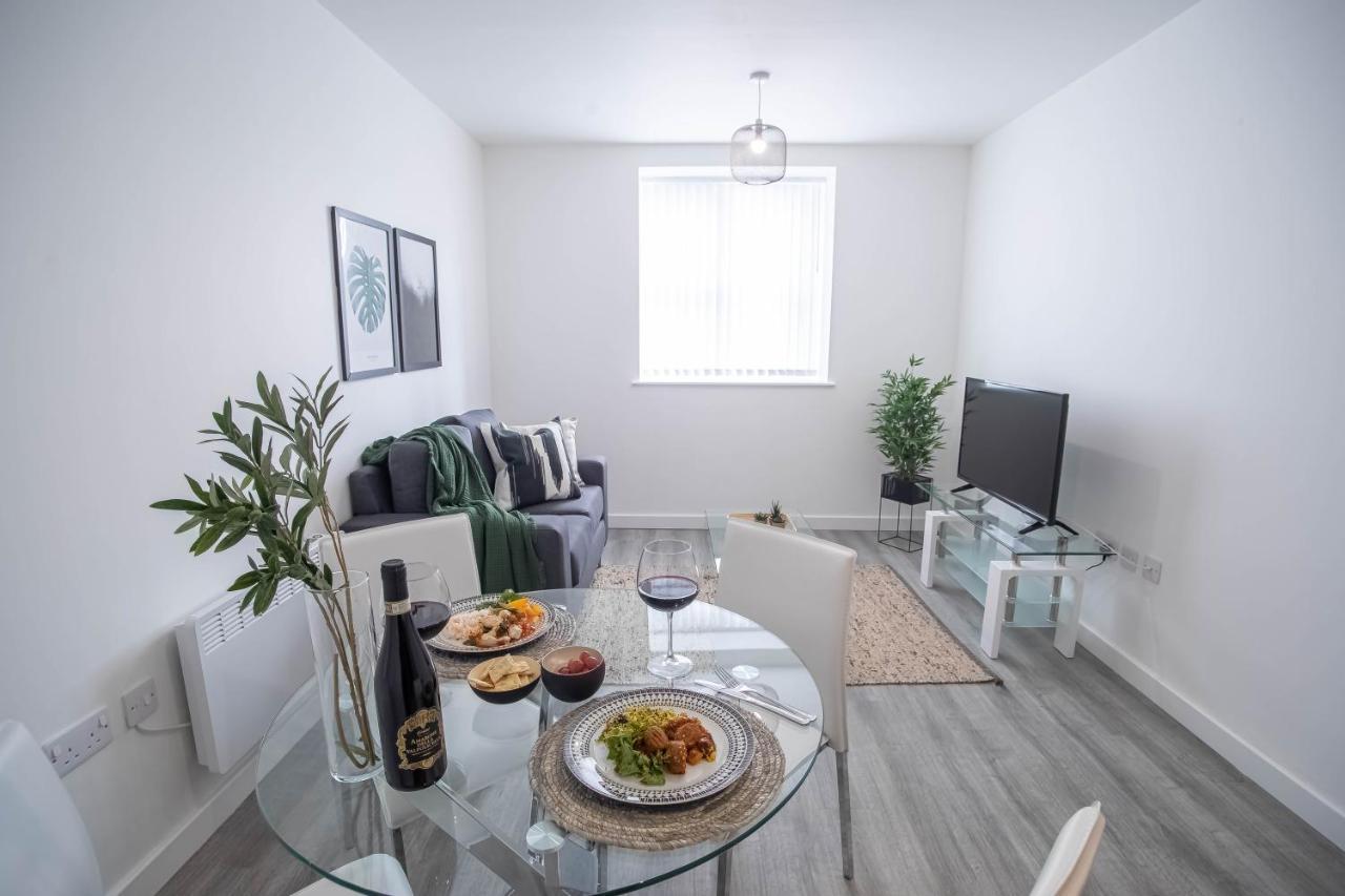 Luxury Apartments Available Next To Train Station - The Wallgate Apartments Wigan - Free Parking ภายนอก รูปภาพ