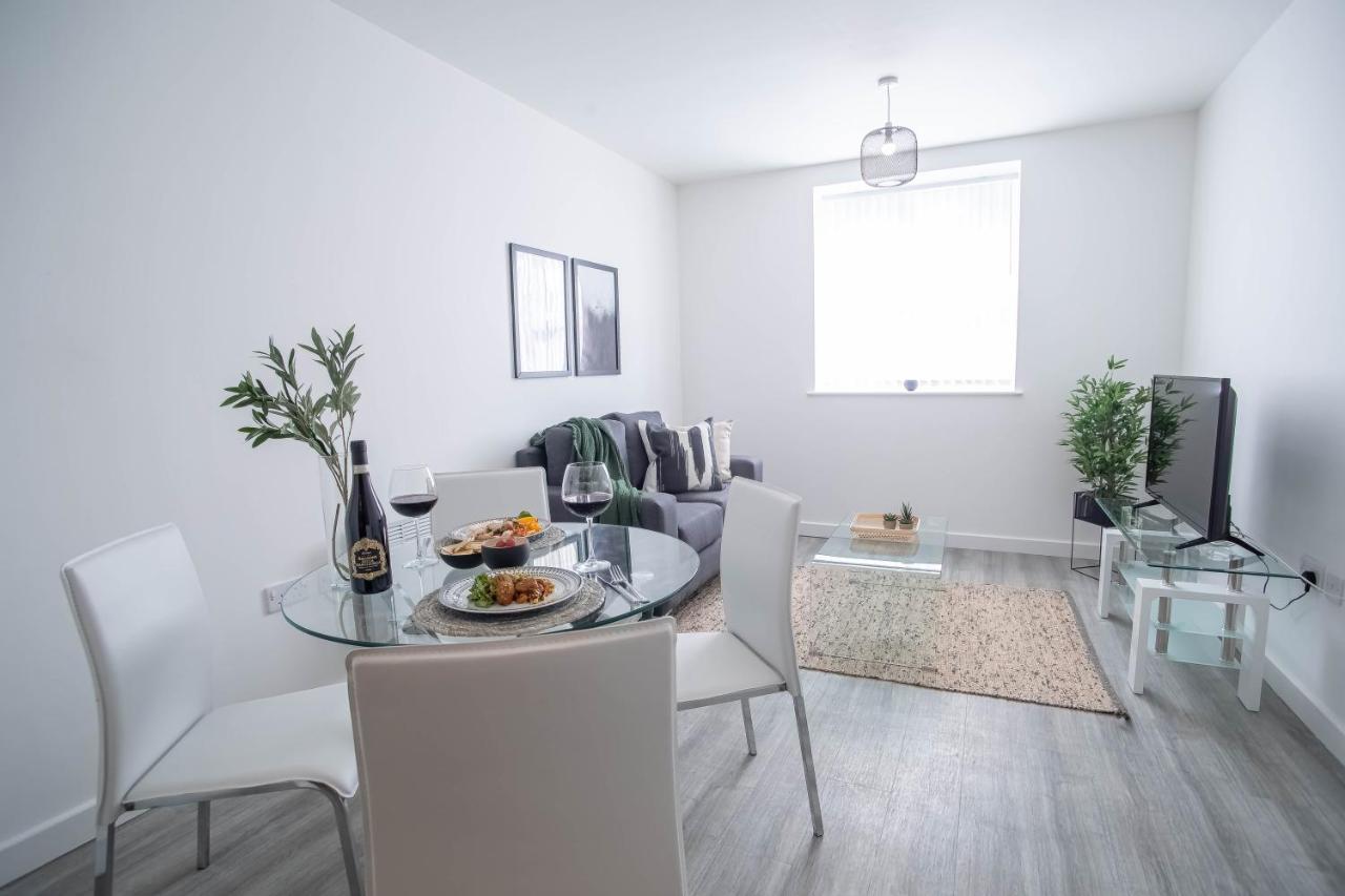 Luxury Apartments Available Next To Train Station - The Wallgate Apartments Wigan - Free Parking ภายนอก รูปภาพ